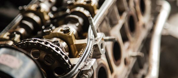 Why does a car need lubrication4.jpg